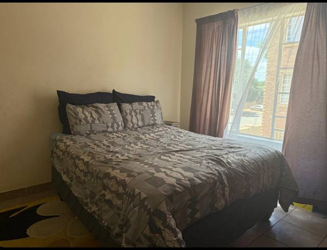 2 BEDROOM APARTMENT FOR SALE IN RUSTENBURG CENTRAL